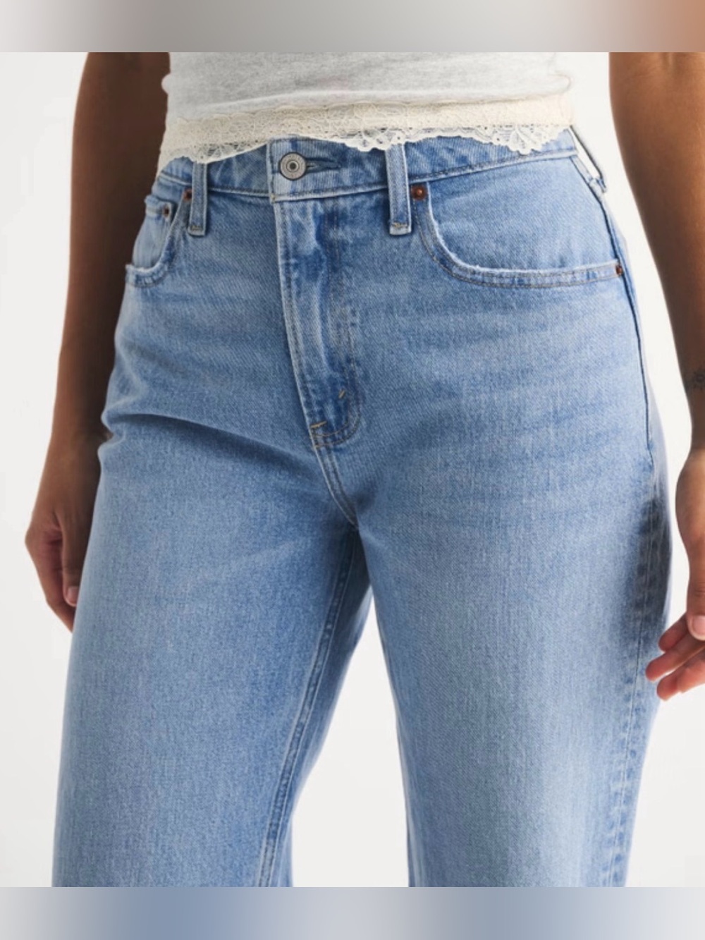 Abercrombie & Fitch The 90s Relaxed Jean High Rise Sz 34L NWT